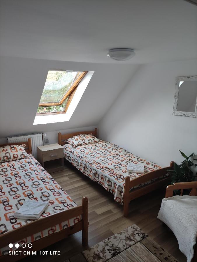 Rita Vendeghaz Apartment Ciumani ภายนอก รูปภาพ