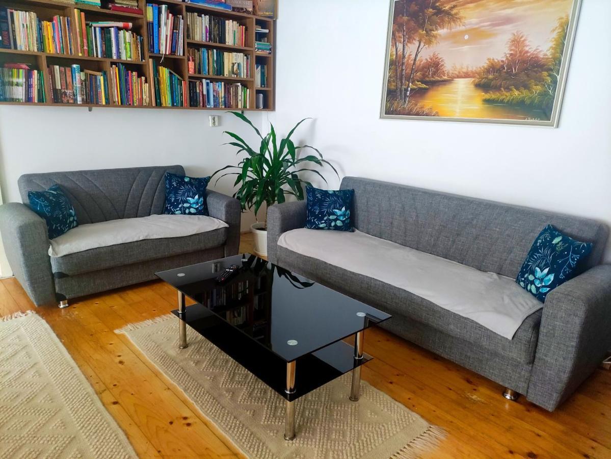 Rita Vendeghaz Apartment Ciumani ภายนอก รูปภาพ